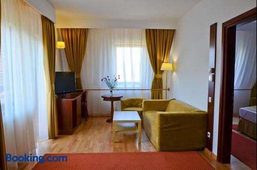 Hotel Miraj - Râmnicu Vâlcea