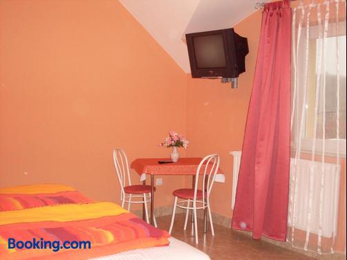 Éden Vendégház - Miskolc Tapolca - Bedroom