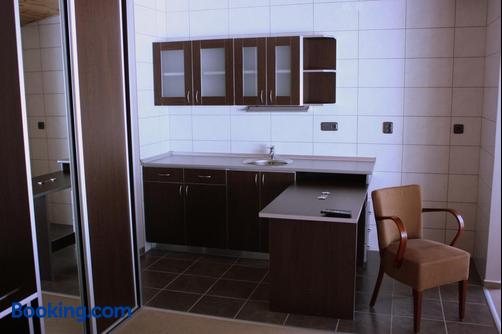 Penzion a Polocafe U Lavky - Chrudim - Kitchen