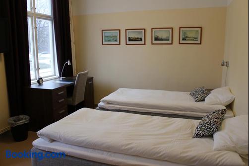 Hotell Lilla Station - Köping - Bedroom