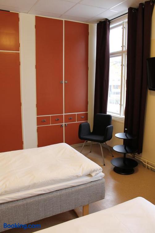 Hotell Lilla Station - Köping - Bedroom