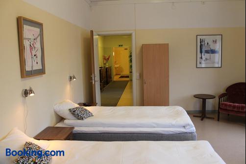 Hotell Lilla Station - Köping - Bedroom