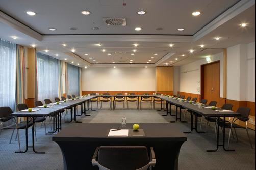 InterCityHotel Wien - Vienna - Conference room