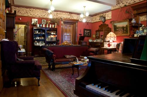 Castle Marne Bed & Breakfast - Denver - Living room