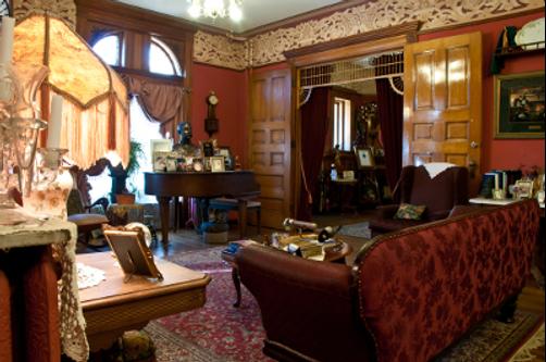 Castle Marne Bed & Breakfast - Denver - Living room