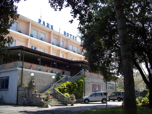 Park Hotel - Camaiore - Building