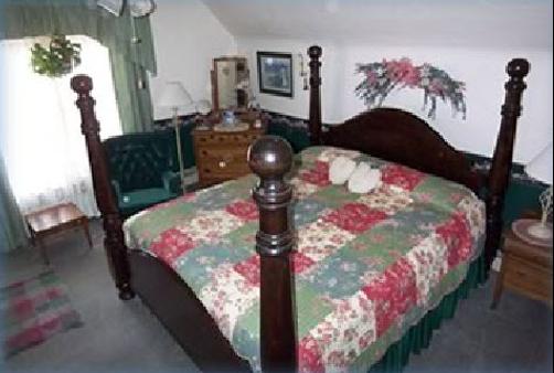 Custer Mansion Bed & Breakfast - Custer - Bedroom