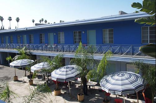 Vibe Hotel - Los Angeles - Building