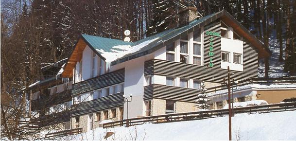 Jasmin - Benecko - Building