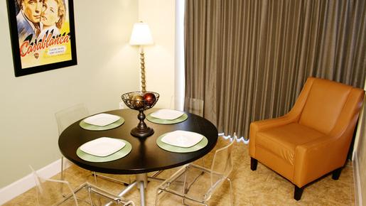 Crescent Resort On South Beach - Miami Beach - Living room