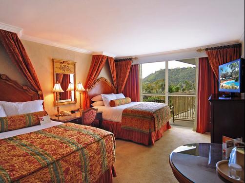 Town and Country Resort - San Diego - Bedroom