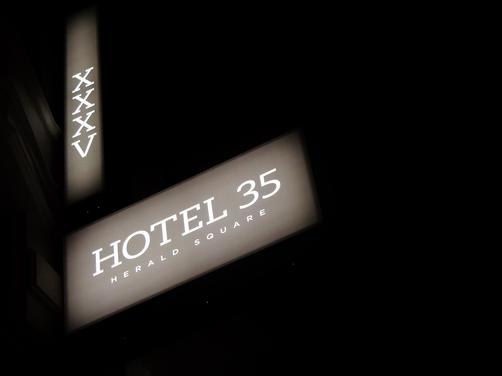 Hotel 35 at Herald Square - New York City - Outdoor view