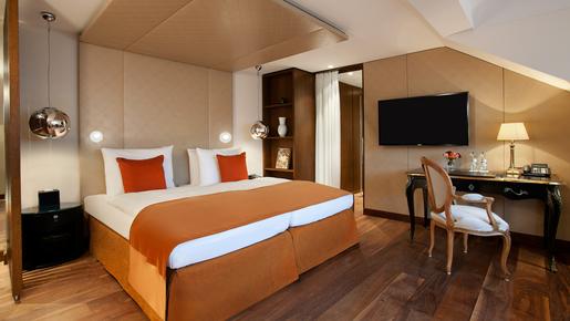 Hotel Vier Jahreszeiten Kempinski Muenchen - Munich - Bedroom