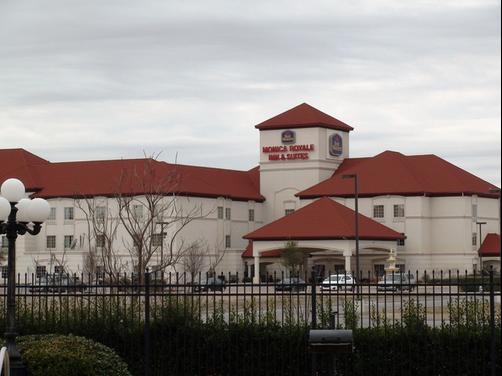 Best Western Plus Monica Royale Inn & Suites - Greenville - Building