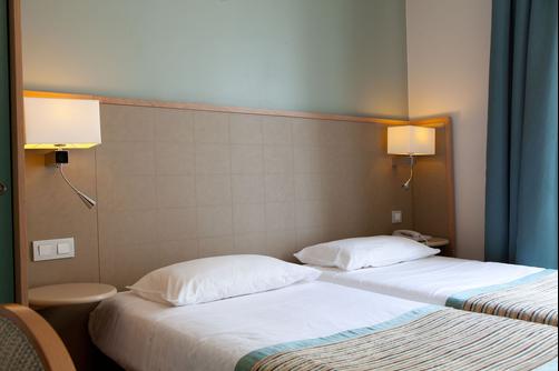 Hotel Corona Opera - Paris - Bedroom