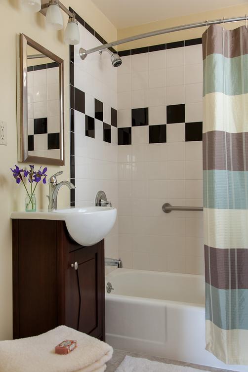 Chambered Nautilus Bed and Breakfast Inn - Seattle