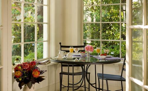 Chambered Nautilus Bed and Breakfast Inn - Seattle