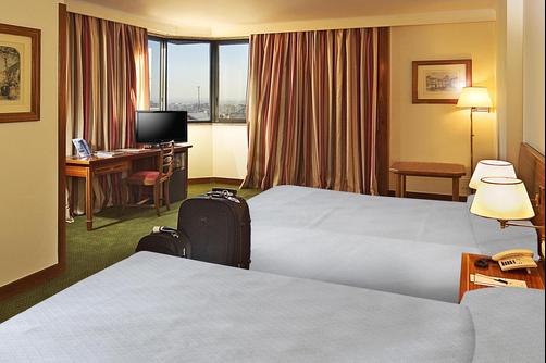 Hotel Real Parque - Lisbon - Bedroom