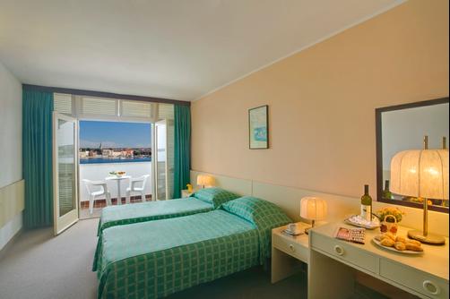 Fortuna Island Hotel - Porec - Bedroom