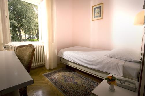 Hotel Belvedere - Opatija - Bedroom