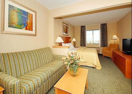 Super 8 Lees Summit - Lee's Summit - Bedroom