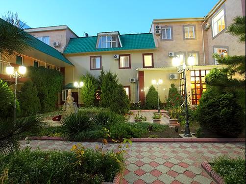 Grand Hotel - Bishkek - Outdoor view