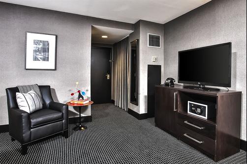 Lord Baltimore Hotel - Baltimore - Living room