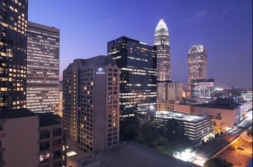 Hilton Charlotte Center City - Charlotte - Building