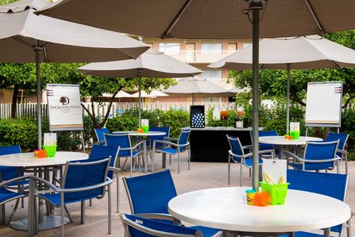 DoubleTree Suites by Hilton Phoenix - Phoenix - Conference room