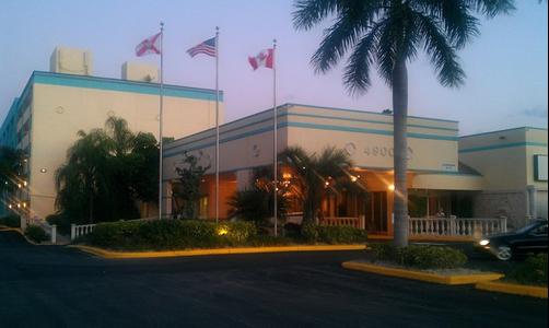Universal Palms Hotel - Fort Lauderdale - Building