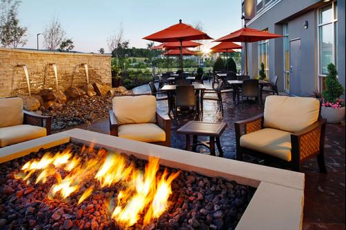 SpringHill Suites by Marriott Pittsburgh Latrobe - Latrobe - Patio