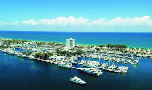 Bahia Mar Ft. Lauderdale Beach- a DoubleTree by Hilton Hotel - Fort Lauderdale - Building