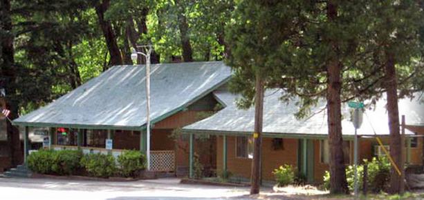 Cedar Lodge Motel - Dunsmuir - Dunsmuir - Building