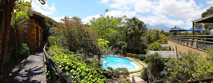 Hottentots Mountain View Guest House - Somerset West - Outdoor view