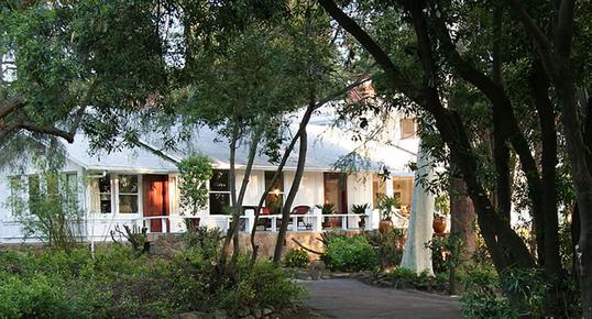 Pepper Tree Retreat - Ojai - Building