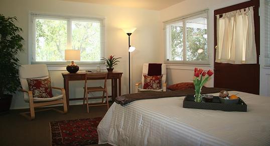 Pepper Tree Retreat - Ojai - Bedroom