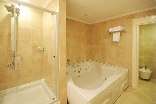 Silverside Hotel Corlu - Çorlu - Bathroom