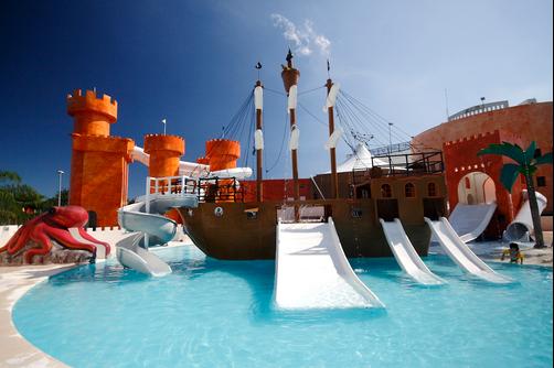 Great Parnassus Resort and Spa All Inclusive - Cancun - Building