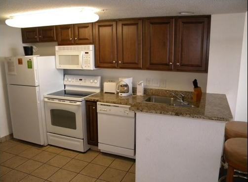 Atlantica Resort - Myrtle Beach - Kitchen