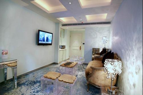 The Luxe Manor - Kowloon - Living room
