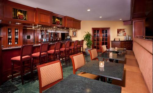Ayres Hotel & Suites Ontario Convention Center - Ontario - Bar
