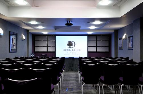 DoubleTree by Hilton Hotel London - West End - London - Conference room