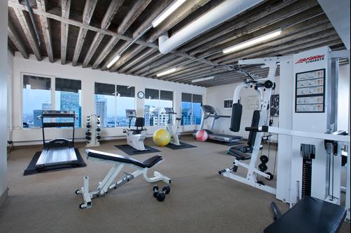 Hotel Le Cantlie Suites - Montreal - Gym