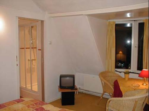 Hotel Pension Bijpost - Driebergen - Bedroom