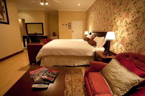 Countryview Executive Guest House - Midrand - Bedroom