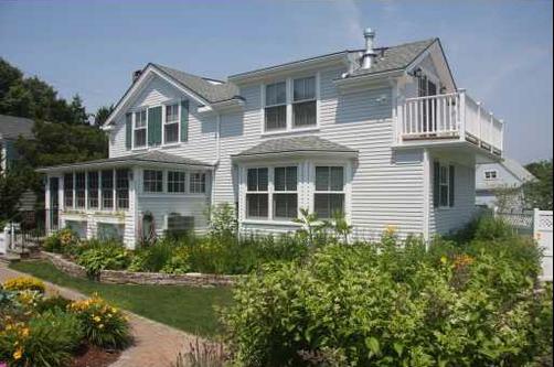 Orchard Street Inn - Stonington - Building