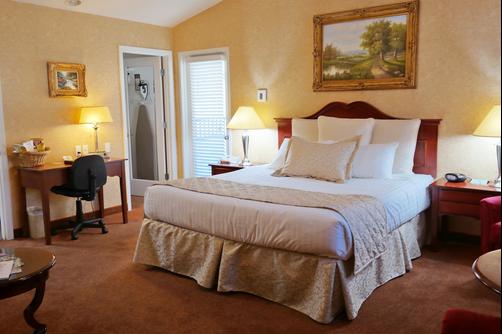 Grass Valley Courtyard Suites - Grass Valley - Bedroom