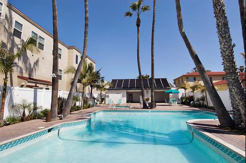 Capri by the Sea - San Diego - Pool