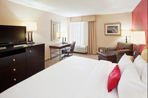 Crowne Plaza Tysons Corner-Mclean - Mclean - Bedroom