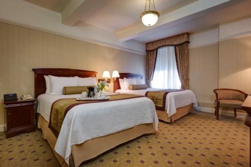 Wellington Hotel - New York City - Bedroom